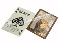 Cartes de jeu de papier rouges d'inscription d'analyseur de tisonnier avec le modèle de lion de bonification