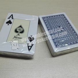 Fournier rouge et bleu 818 cartes de jeu en plastique avec des inscriptions d'encre invisible